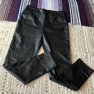 NWT Nicole Miller Snakeskin Leggings Tummy Control